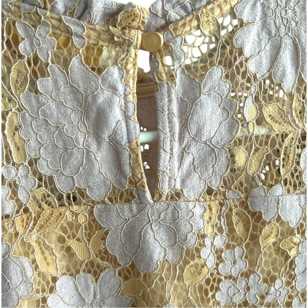 MONTEAU Lace Floral Pattern Blouse - Picture 4 of 6
